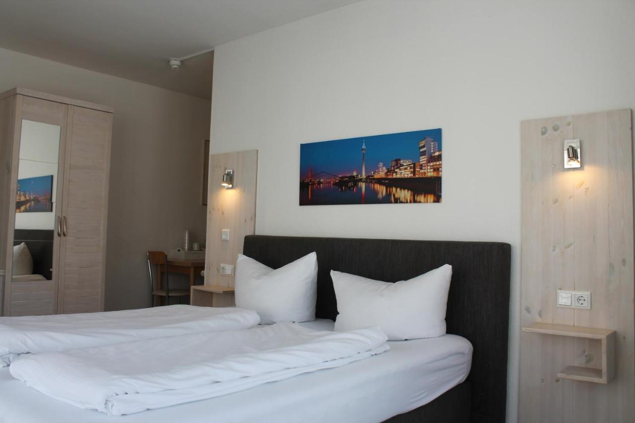 City Lounge Hotel Dusseldorf Ngoại thất bức ảnh