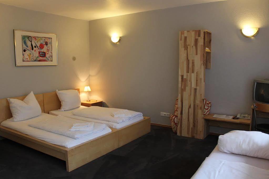 City Lounge Hotel Dusseldorf Ngoại thất bức ảnh